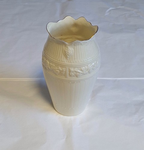 Belleek ireland vintage - vintage, vase
