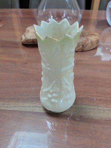 Belleek small china - small,
