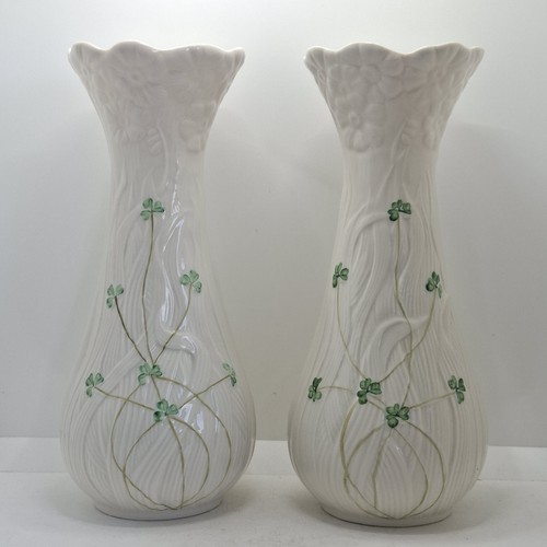 Belleek daisy vase - daisy,