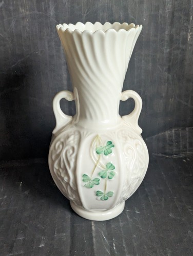 Vintage beleek small - beleek, handled
