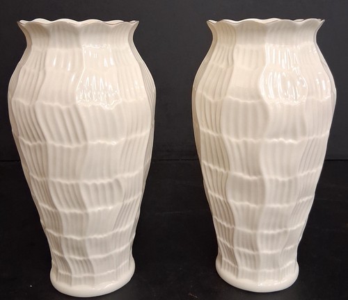 Pair belleek lagan - pair,