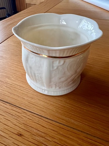 Irish belleek pottery limited - pottery,