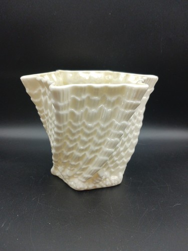 Hexagonal belleek limpet - hexagonal,