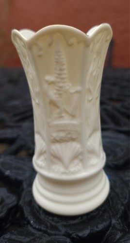 Beautiful beleek minature vase - beleek,