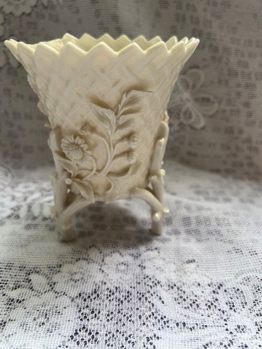 Belleek antique second period - belleek,