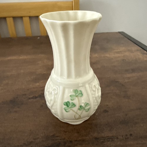 Belleek irish porcelain - irish, vase