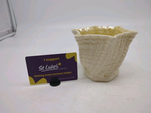 Vintage belleek irish pottery - belleek,